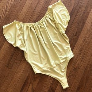Susan Lucci Yellow Shimmer Short Sleeve Thong Bodysuit Size Small